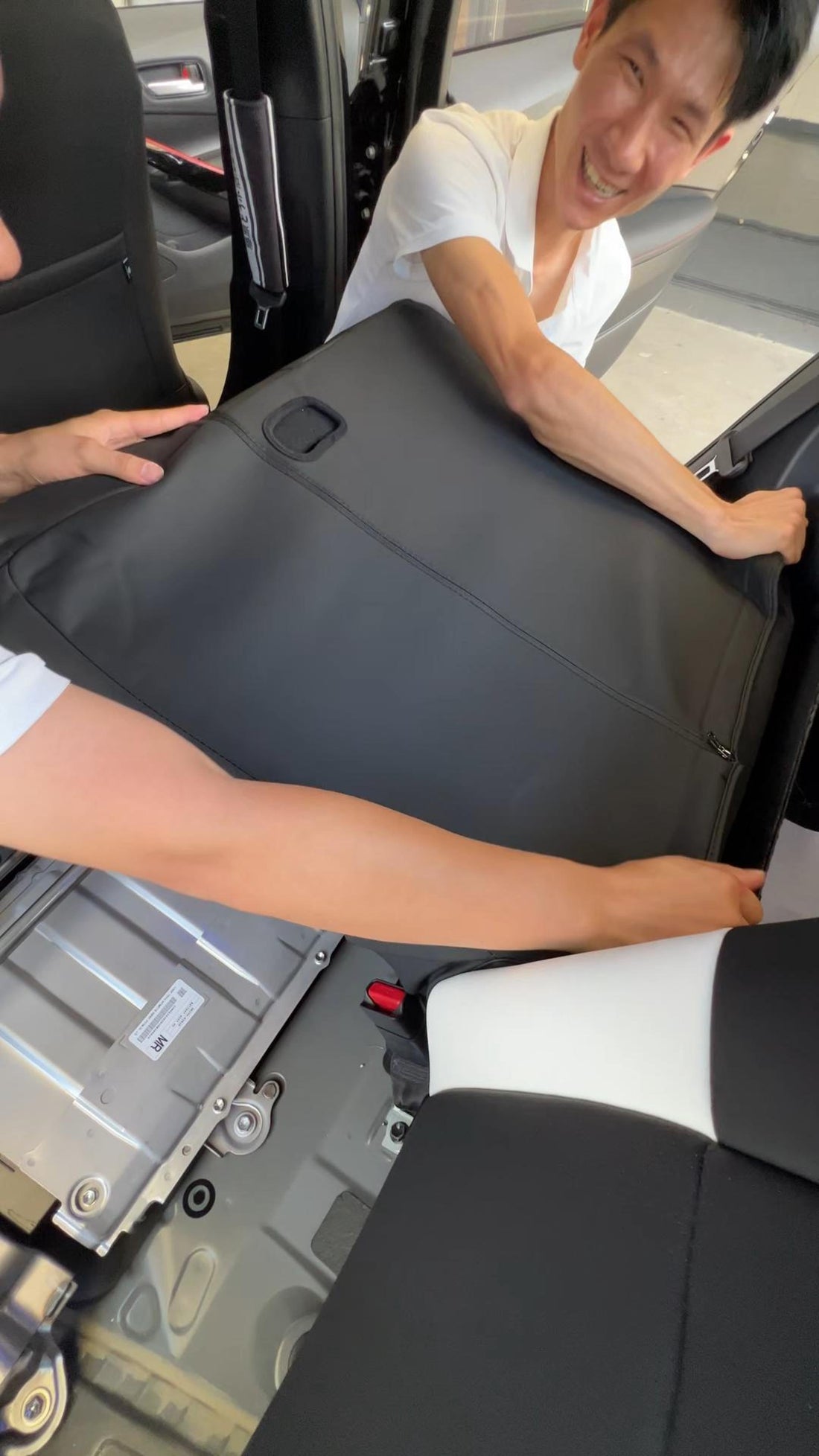 Easy Car Seat Cover Installation for Beginners — No Need to Remove the Seats (With Video Guide)