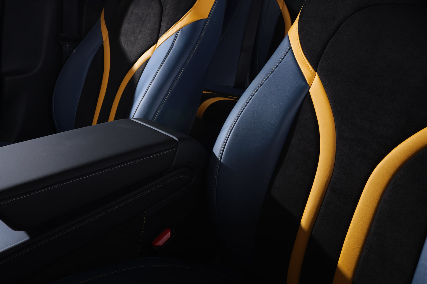 Non-slip Leather and Velvet Suede Sporty Soft Custom Car Seat Covers