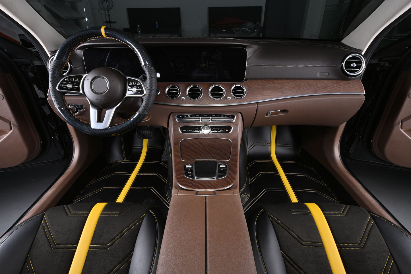 Bespoke Master Custom Fit Auto Accessories Protection Yellow Stripe Alcantara Velvet Nappa Leather Car Seat Covers For Benz