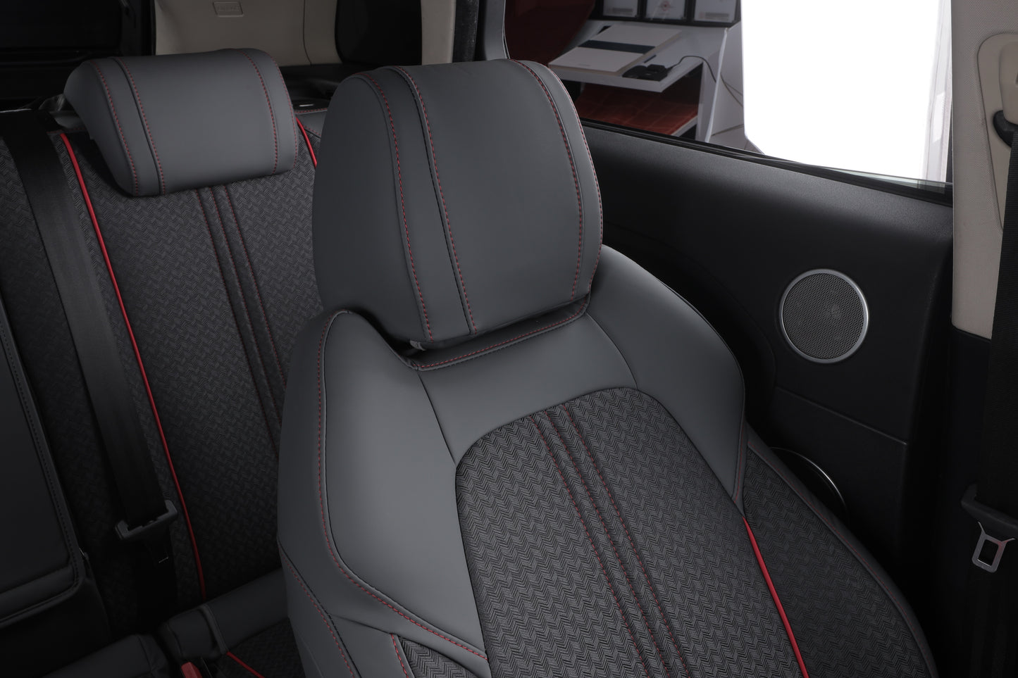 gray nappa leather with red stitching and piping seat cover for lang rover
