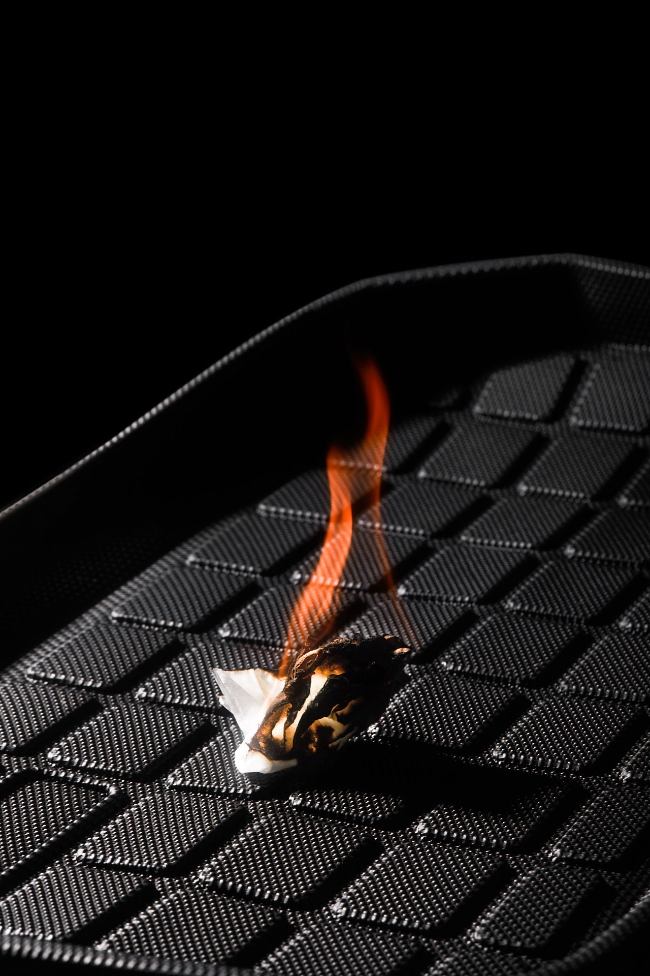 A Complete Guide to Automotive Interior Flame Retardant Standards and Safety Levels