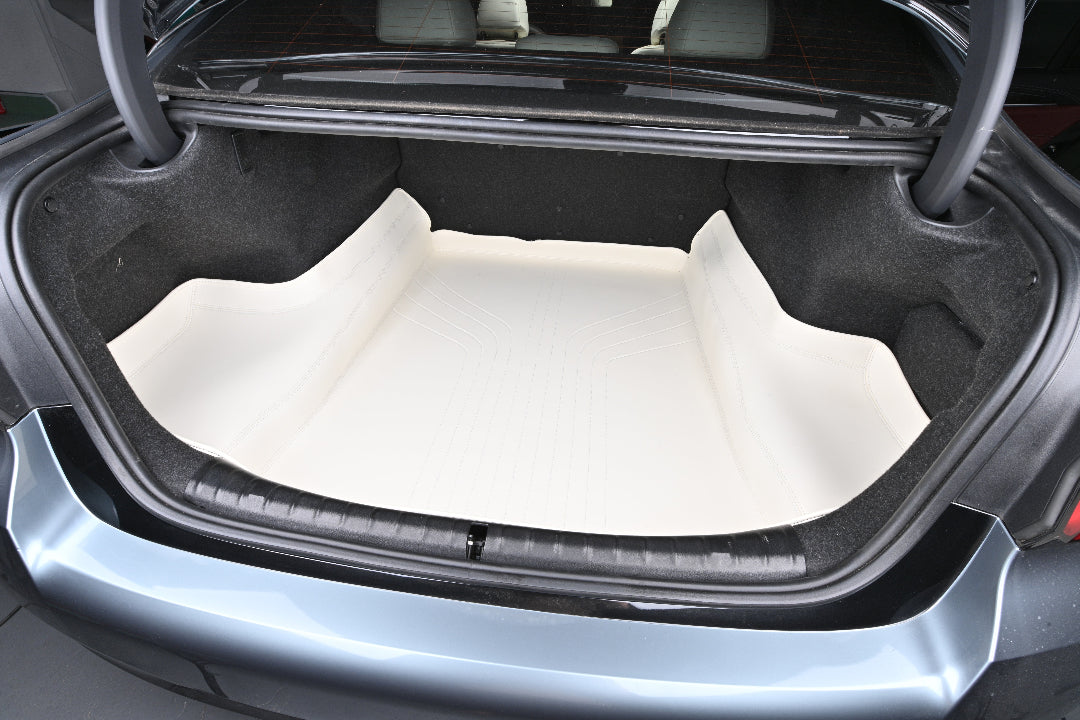 Custom Fit Nappa Leather Car Cargo Mat
