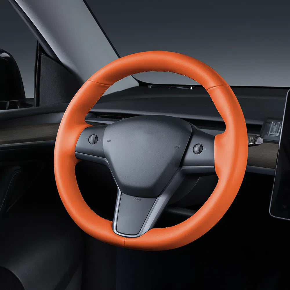 Enhanced grip with inner rubber lining and textured surface, ensuring better control on the road.