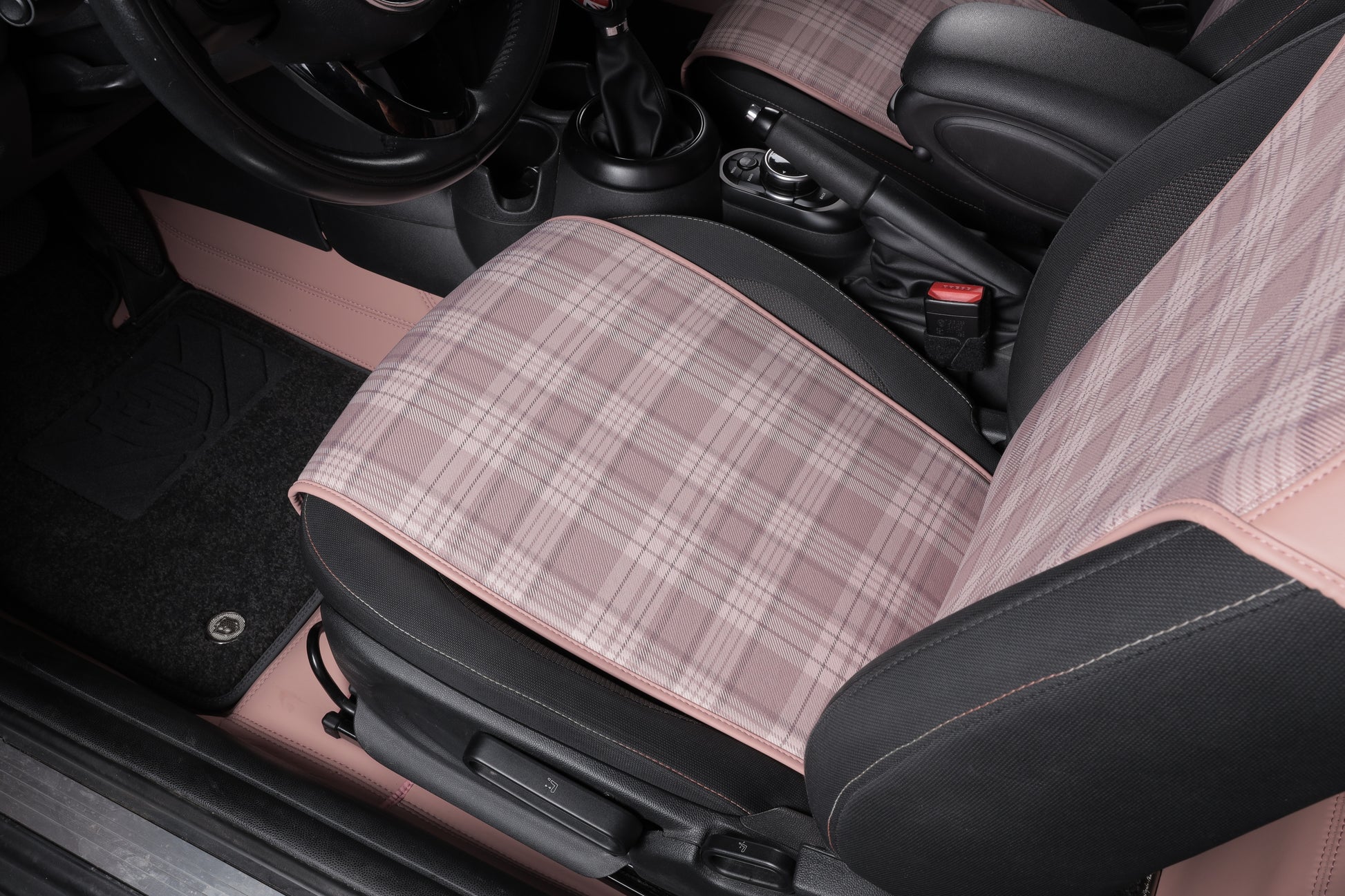 pink fabric and leather car seat cover for bmw