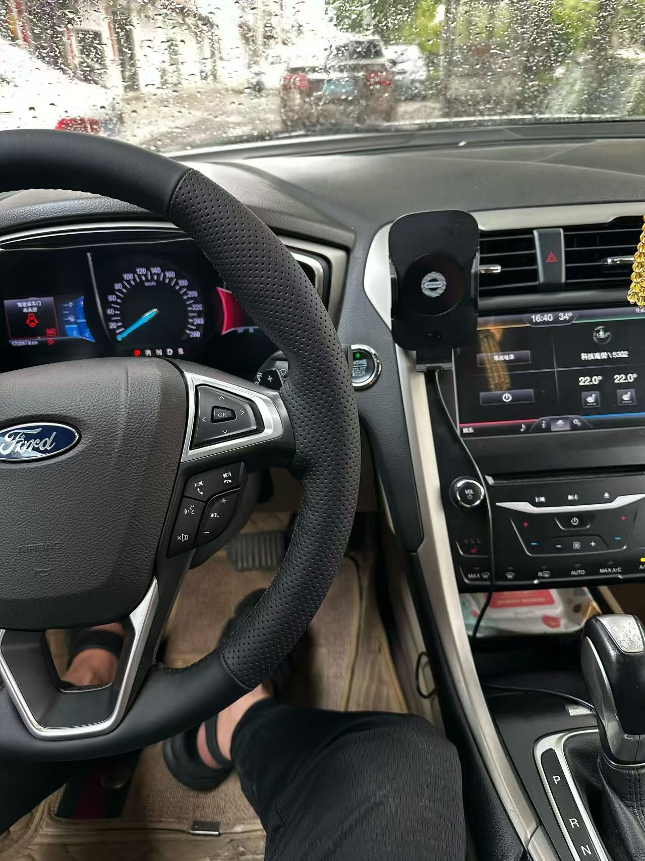 steering_wheel_cover_for_ford