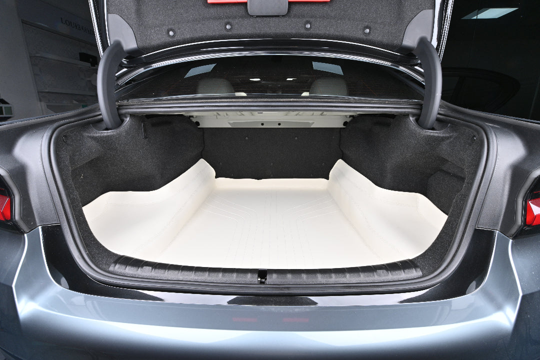 white nappa leather cargo trunk mat
